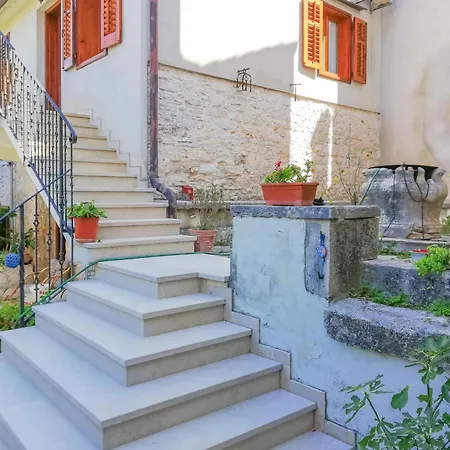 Appartamento Forlani-1 By Interhome