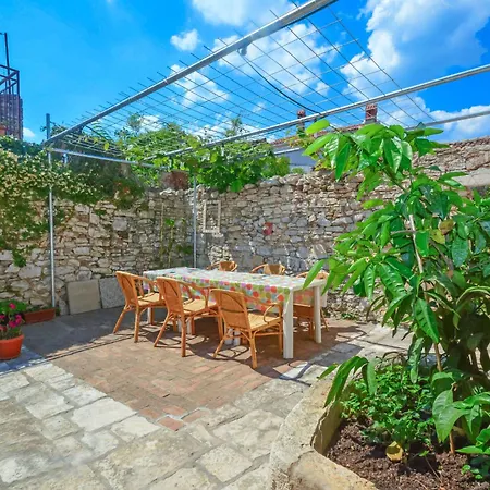 Forlani-1 By Interhome Apartman Vodnjan